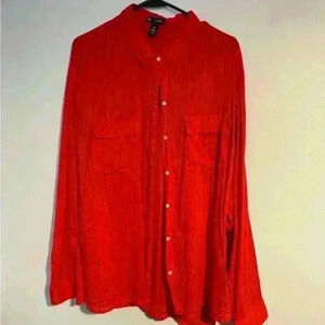 Women’s Gap boyfriend fit red button up shirt with pockets EUC